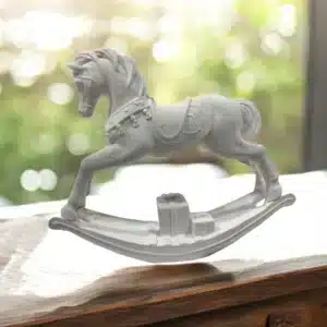 Hediye Paketi Taşıyan Sallanan At Heykeli  | 4x21x18 cm