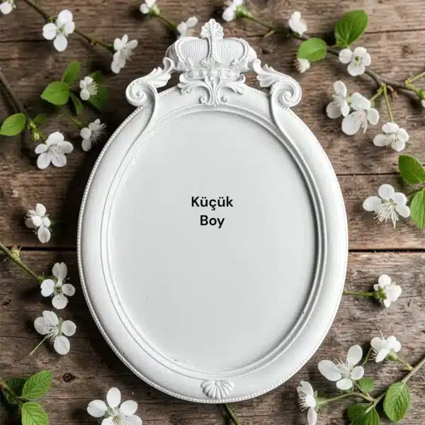 Taçlı Oval Çerçeve Takımı: Küçük Boy