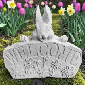 Tavşan Figürlü Karşılama Tabelası: Bahçenize Neşeli Bir Merhaba