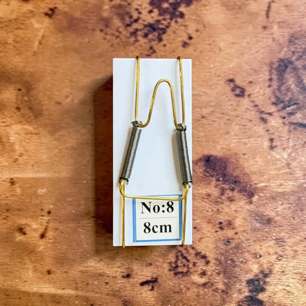 No:8-8 cm Tabak Askı Aparatı ile Duvarlarınızda Sanata Güvenle Yer Açın