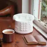 Telefon Figürlü Dekoratif Saksı ve Kutu: Masanızdaki Nostaljik Melodi