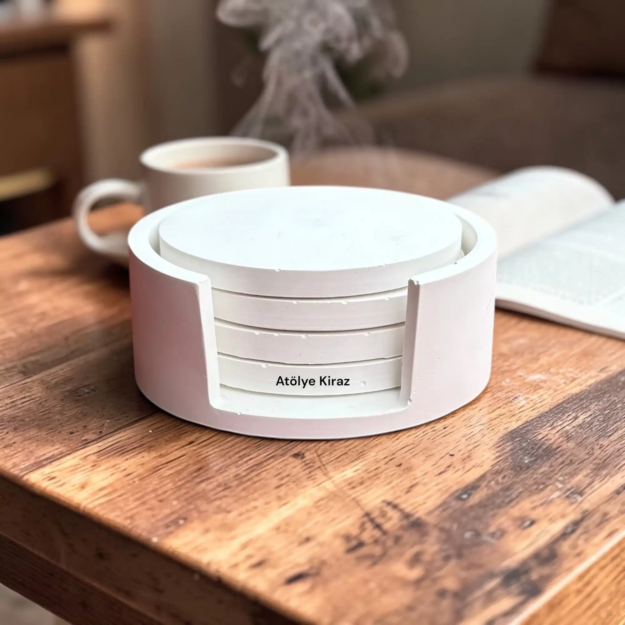 Standlı Yuvarlak Bardak Altlığı Seti: Masalarınız İçin Şık ve Düzenli Koruma