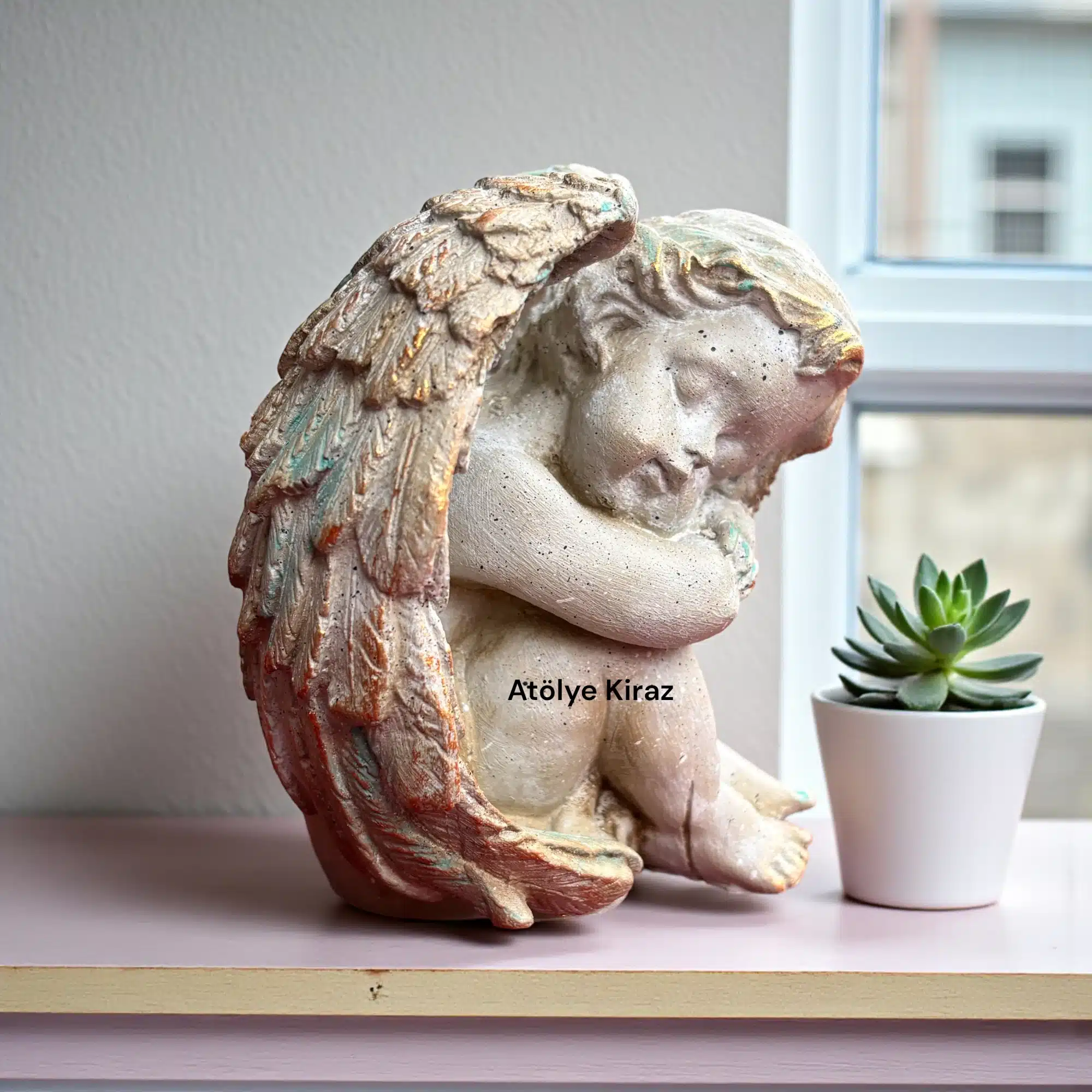 Eskitme Dekorlu Uyuyan Melek Heykeli: Yüzyıllık Huzurun Evinizdeki Yansıması 4 Eskitme Dekorlu Uyuyan Melek Heykeli: Yüzyıllık Huzurun Evinizdeki Yansıması