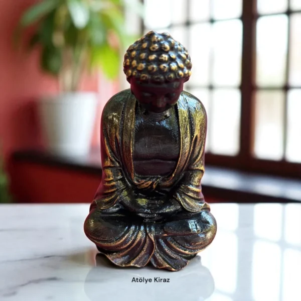 Meditasyon İçin El Yapımı Oturan Buda Heykeli