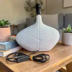 Testi Görünümlü Dekoratif Masa Aydınlatması: Dekoratif Testi Abajur 6 Testi Görünümlü Dekoratif Masa Aydınlatması: Dekoratif Testi Abajur