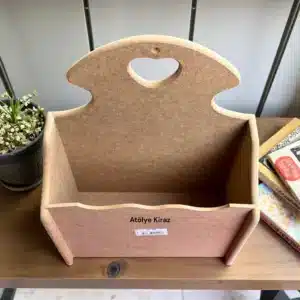 Tek Kalpli Ham Ahşap Kapı Önü Kutusu: Kapınızdaki Sıcak Karşılama 7 Tek Kalpli Ham Ahşap Kapı Önü Kutusu: Kapınızdaki Sıcak Karşılama