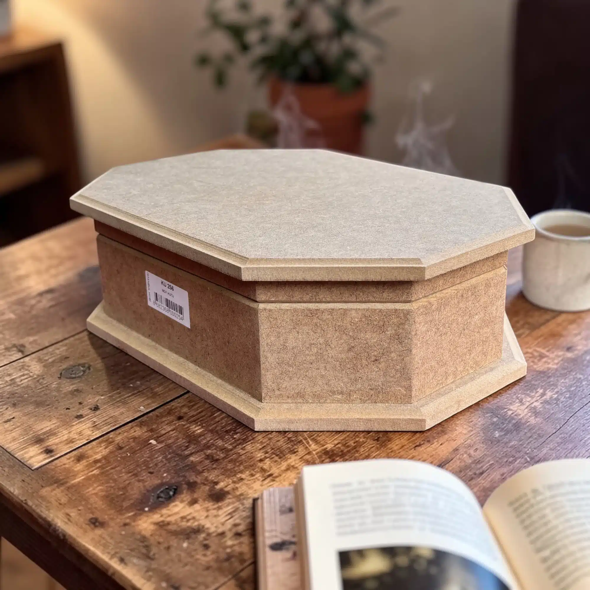 Dekoratif Sekizgen Ahşap Kutu: Şıklığı Geometride Keşfedin 5 Dekoratif Sekizgen Ahşap Kutu: Şıklığı Geometride Keşfedin