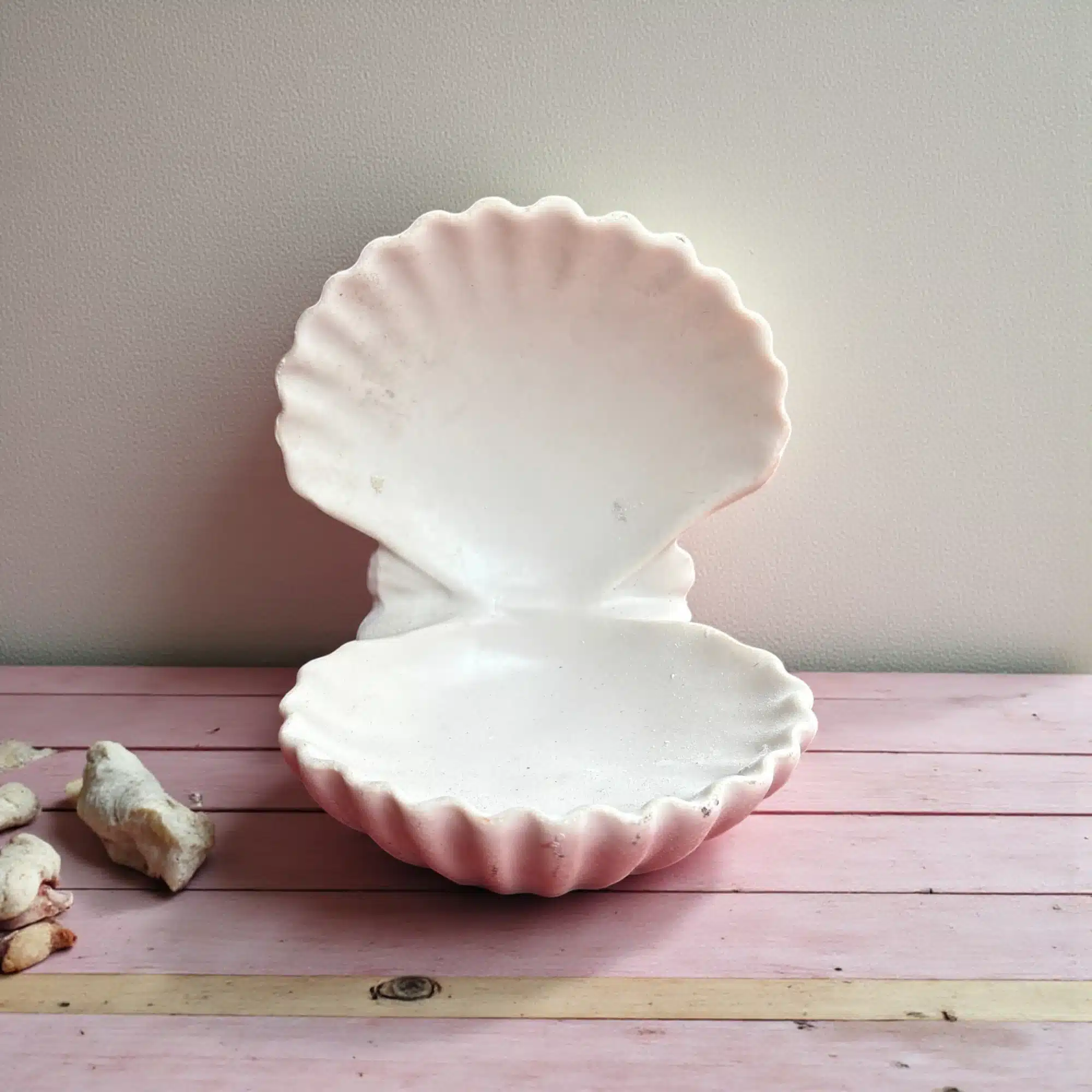 Dekoratif İstiridye Kabuğu Obje: Okyanusun Saklı Hazinesi