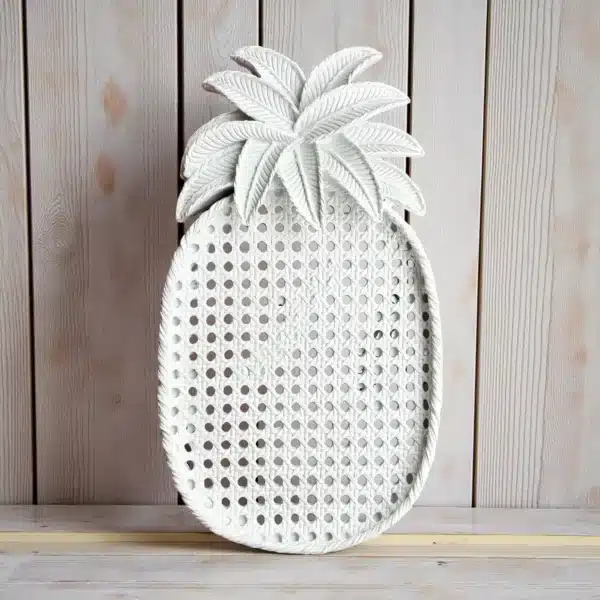 Hasır Görünümlü Dekoratif Ananas Tepsi: Tropikal Esinti Sunumluğu