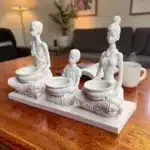 Aile Figürlü Üçlü Mumluk: Evinize Sıcaklık Katan Etnik Tasarım
