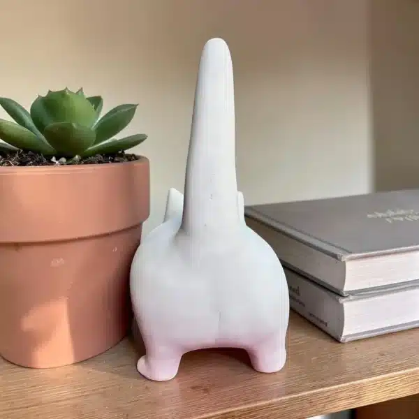 Boyanabilir Uzun Kuyruklu Kedi Heykeli: Modern Ve Eğlenceli Polyester Obje