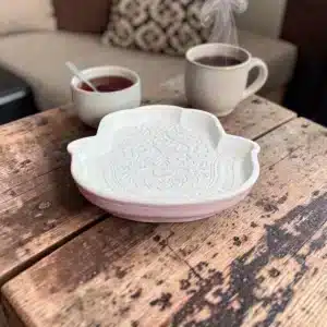 Boyanabilir Fatma Ana Eli Takılık: Mandala Desenli Dekoratif Düzenleyici Obje 3 Boyanabilir Fatma Ana Eli Takılık: Mandala Desenli Dekoratif Düzenleyici Obje