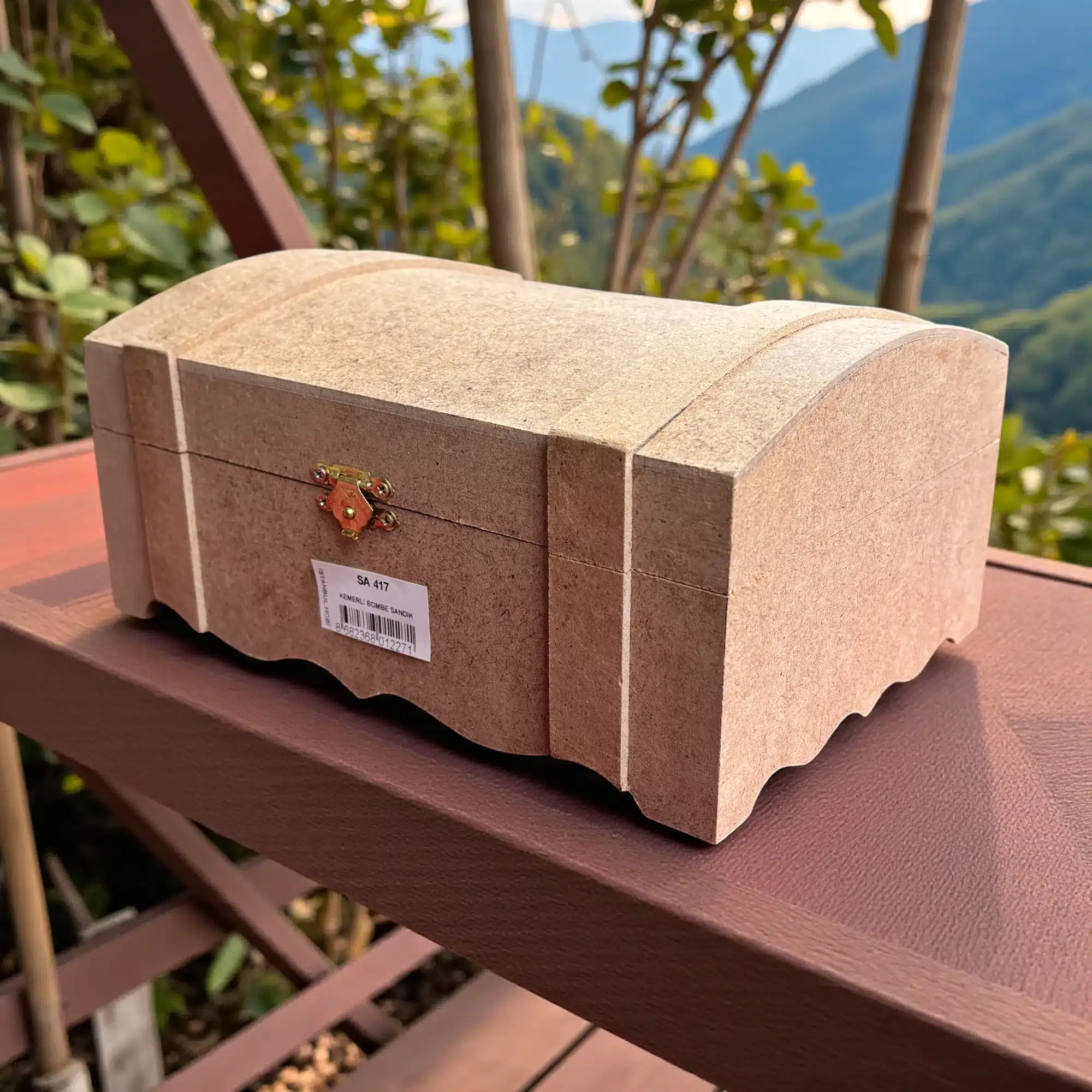 Dekoratif Ahşap Sandık Kutu: Anılarınızın Güvenli Limanı 4 Dekoratif Ahşap Sandık Kutu: Anılarınızın Güvenli Limanı