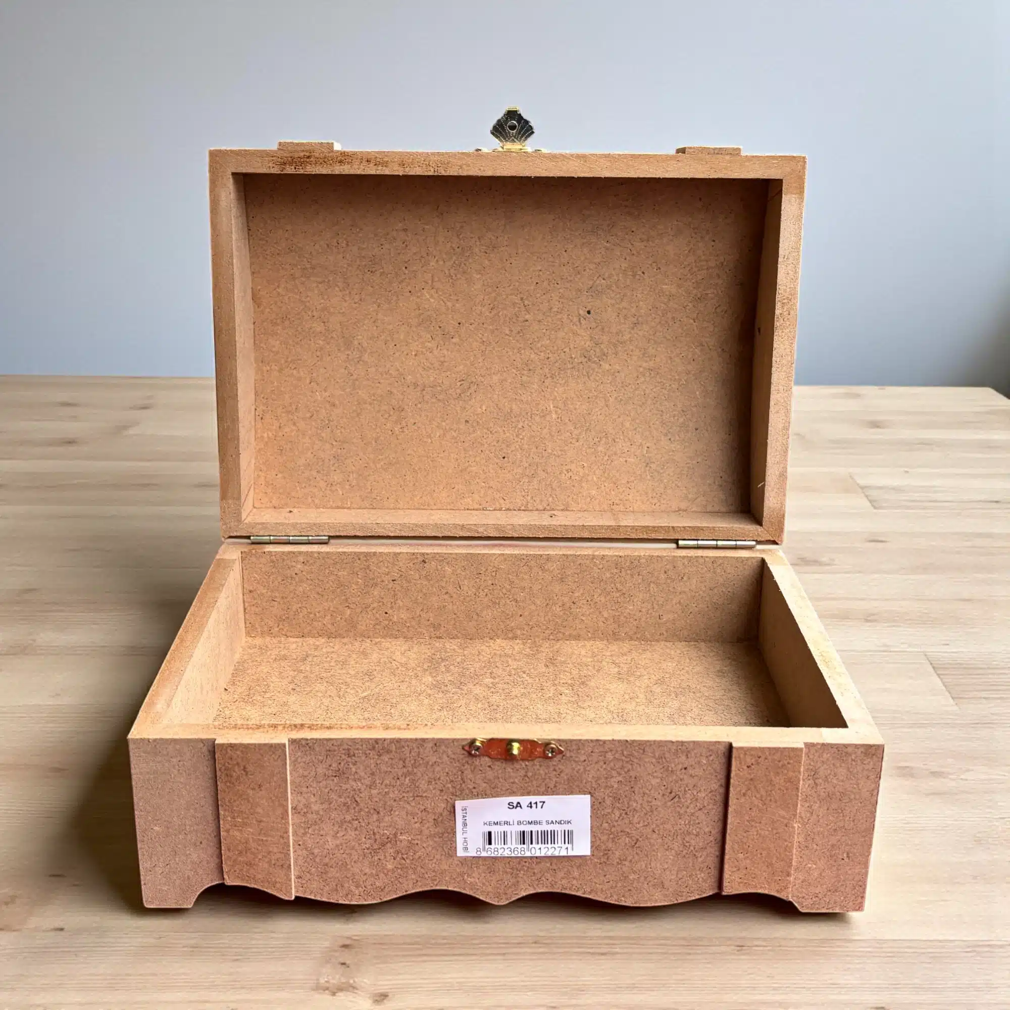 Dekoratif Ahşap Sandık Kutu: Anılarınızın Güvenli Limanı 2 Dekoratif Ahşap Sandık Kutu: Anılarınızın Güvenli Limanı