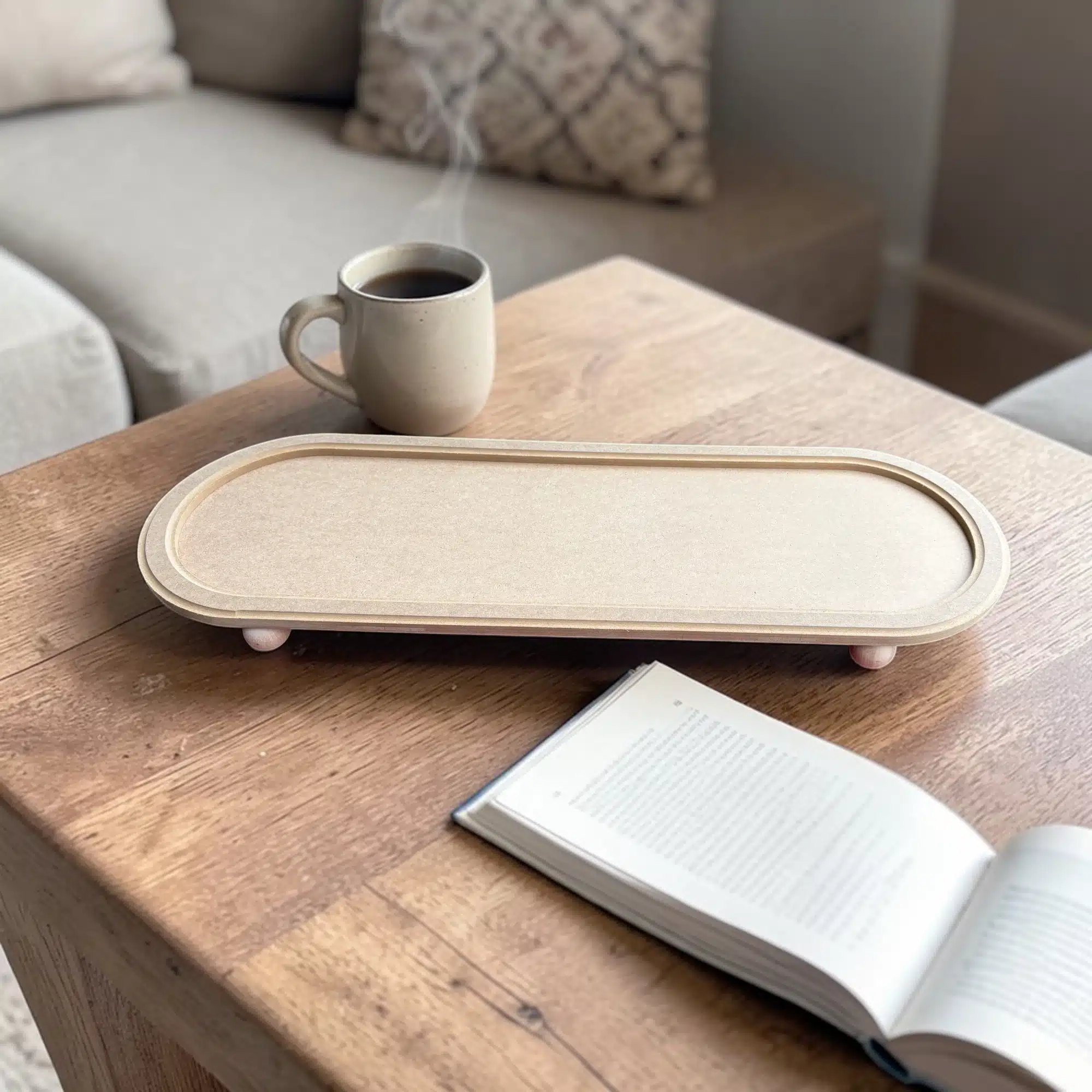 Büyük Boy Top Ayaklı Uzun Ahşap Sunumluk: İhtişamlı Sofraların Dev Yıldızı