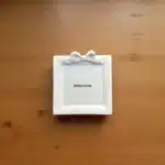 Kare Fiyonklu Dekoratif Tabak