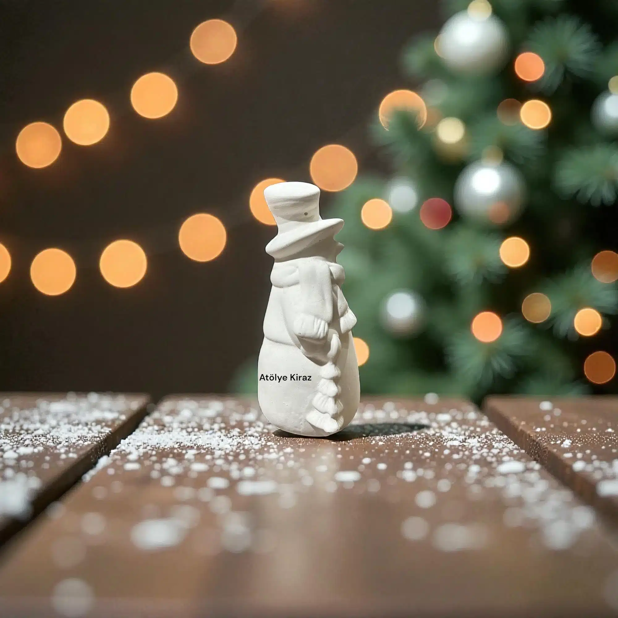 Atkılı Kardan Adam Figürü : Yılbaşı Objesi 5 Atkılı Kardan Adam Figürü : Yılbaşı Objesi