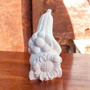 Ayçiçek Detaylı Dekoratif Cüce Figürü – Aytaşı Malzeme, Boyanabilir Obje 18x9x9 cm