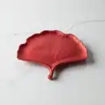 Ginkgo Yaprağı Figürlü Çok Amaçlı Tepsi : Kırmızı