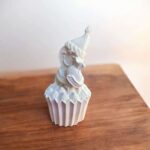 Yılbaşı Temalı Cupcake Figürü Heykel: Dekoratif Obje - Görsel 3