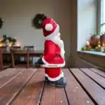 Welcome Levhası Tutan Noel Baba Heykeli : El Boyaması Yılbaşı Dekoru