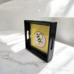 Dekorlanmış Arı Desenli Ahşap Kare Tepsi: Dekoratif Ev ve Mutfak Dekoru - Görsel 6