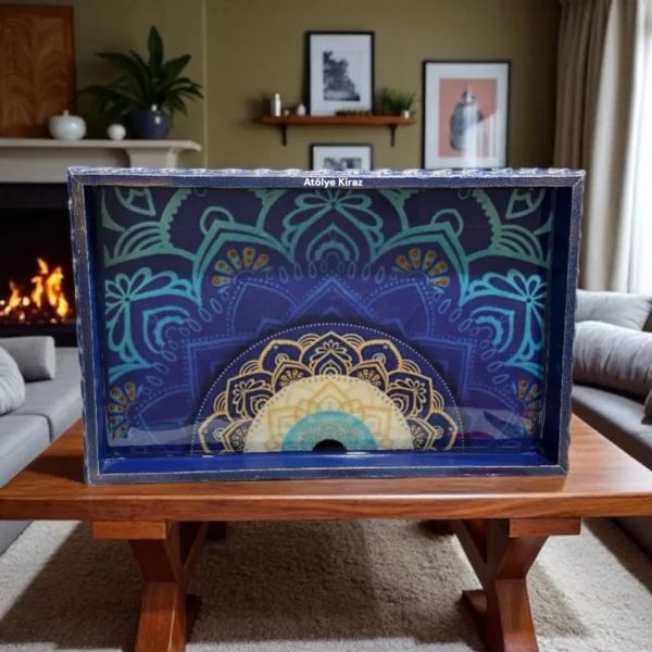 Mandala Desenli Ahşap Tepsi