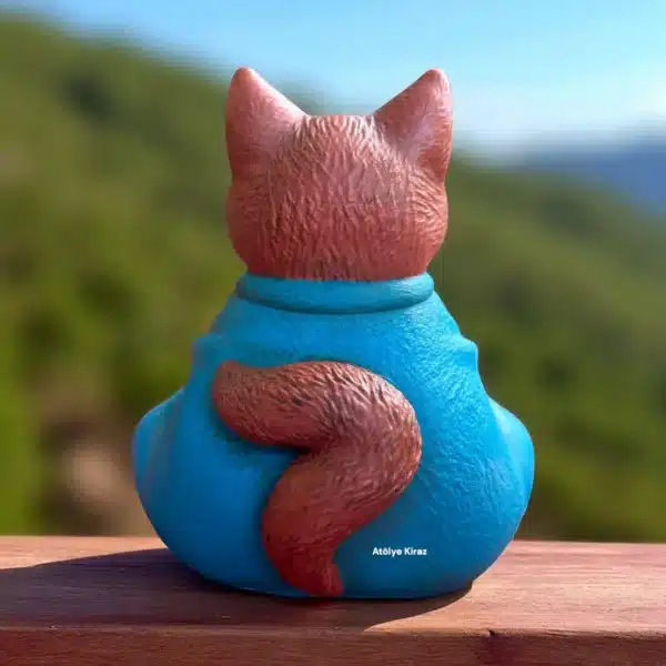 Mavi Pelerinli Buda Kedi Heykeli