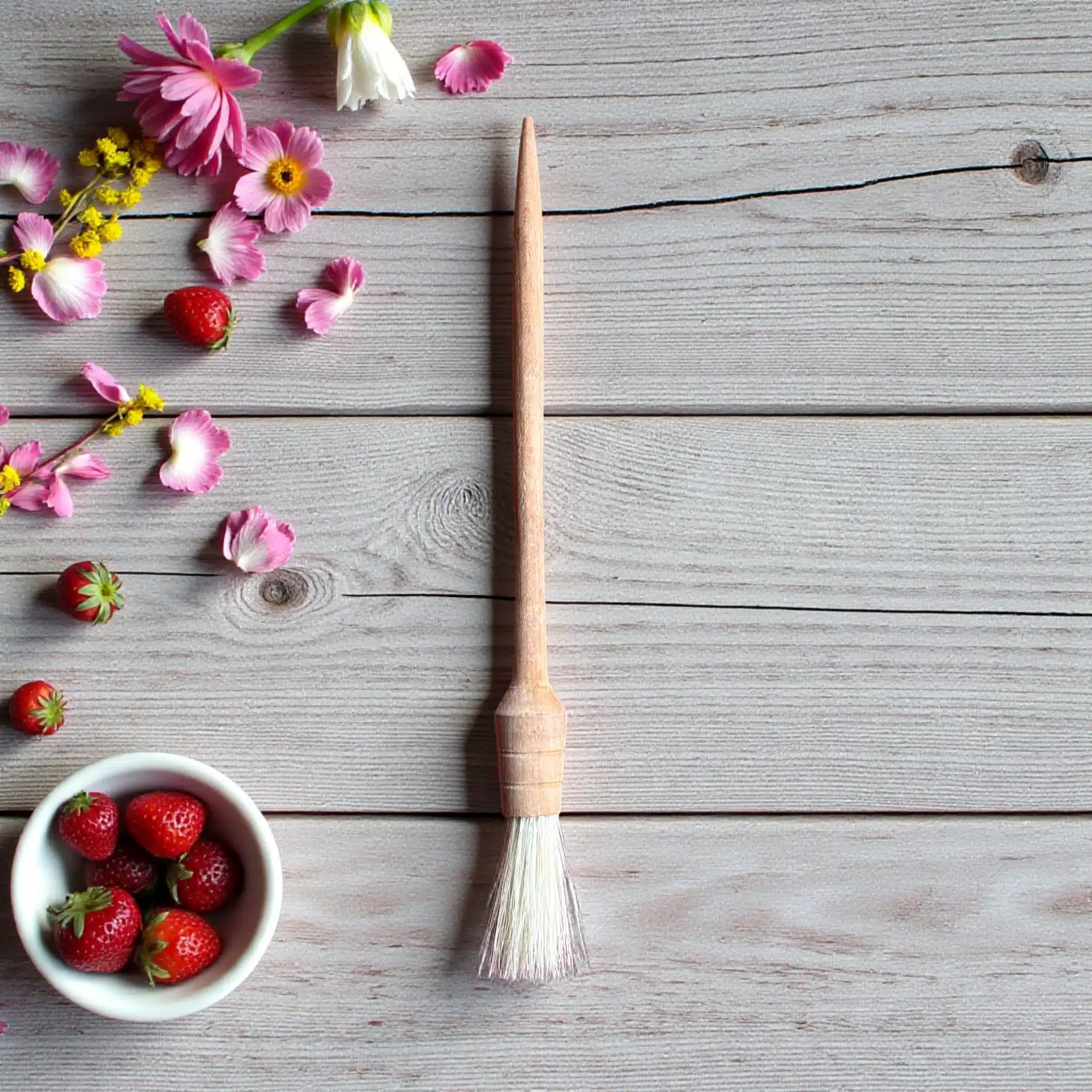 Yuvarlak Eskitme Fırçası: Doğal Kıl Wax ve Rölyef Boyama Fırçası