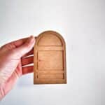 Minimal Kapı Figürü: Küçük Süs Obje