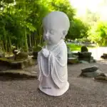 Ham Polyester Ayakta Duran Keşiş : Meditasyon Figürü