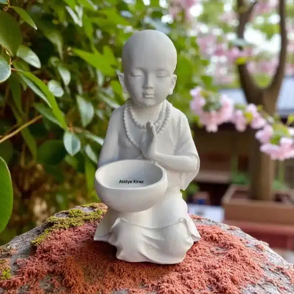 Ham Polyester Meditasyon Heykeli : Genç Keşiş Figürü