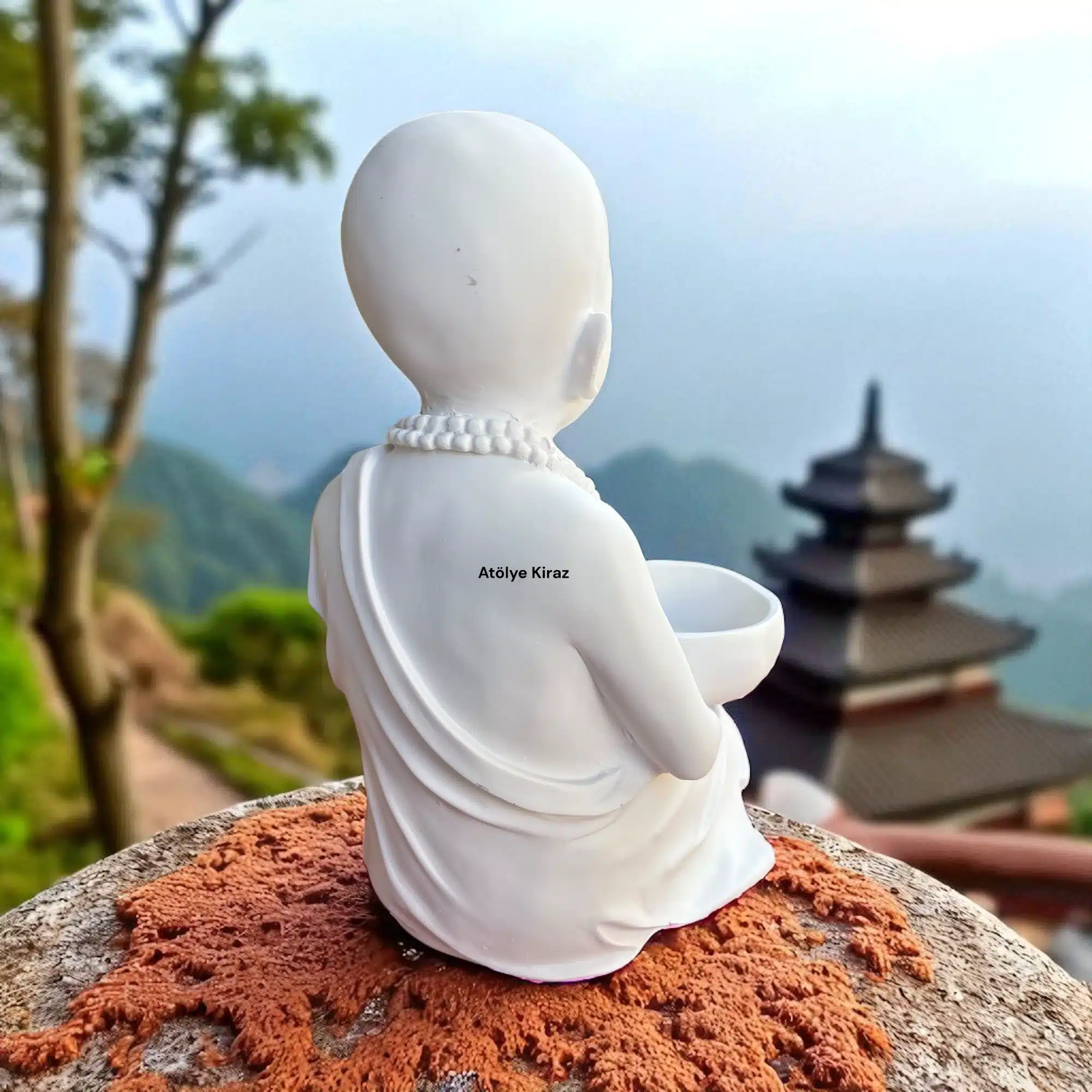 Ham Polyester Meditasyon Heykeli : Genç Keşiş Figürü - (18x18x34 cm) 5 Ham Polyester Meditasyon Heykeli : Genç Keşiş Figürü