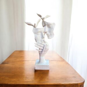 Kafasında Kuş Olan Elele Sevgili Biblosu 33x16 cm