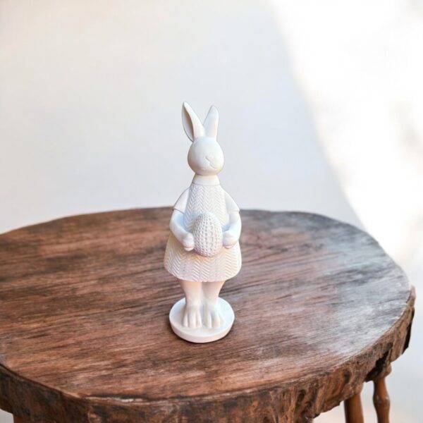 Polyester Tavşan Kız Figürü – 7x25 cm