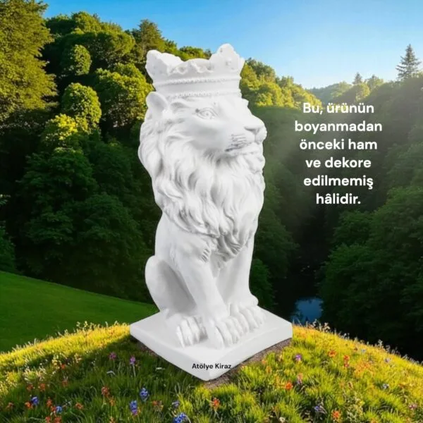 Dekoratif Taçlı Aslan Figürü