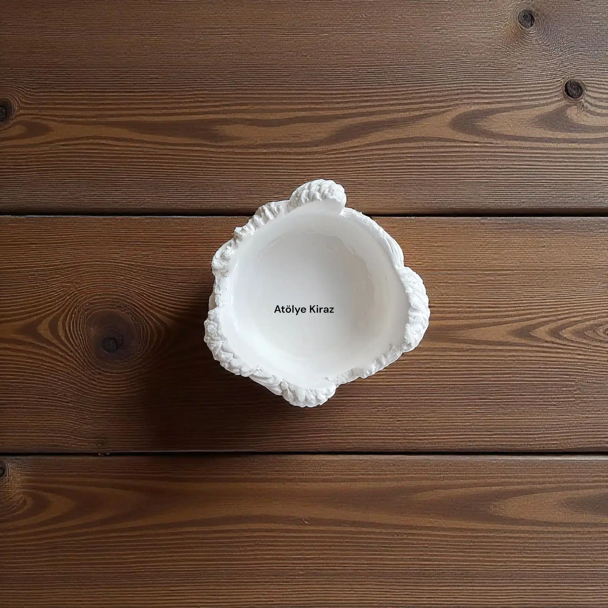 Kaideli Kozalak Mumluk : Dekoratif Ev Eşyası 7 Kaideli Kozalak Mumluk