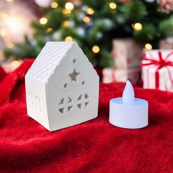 Işıklı Yıldız Ev (Pilli tealight dahil) 5x5,5x8 cm