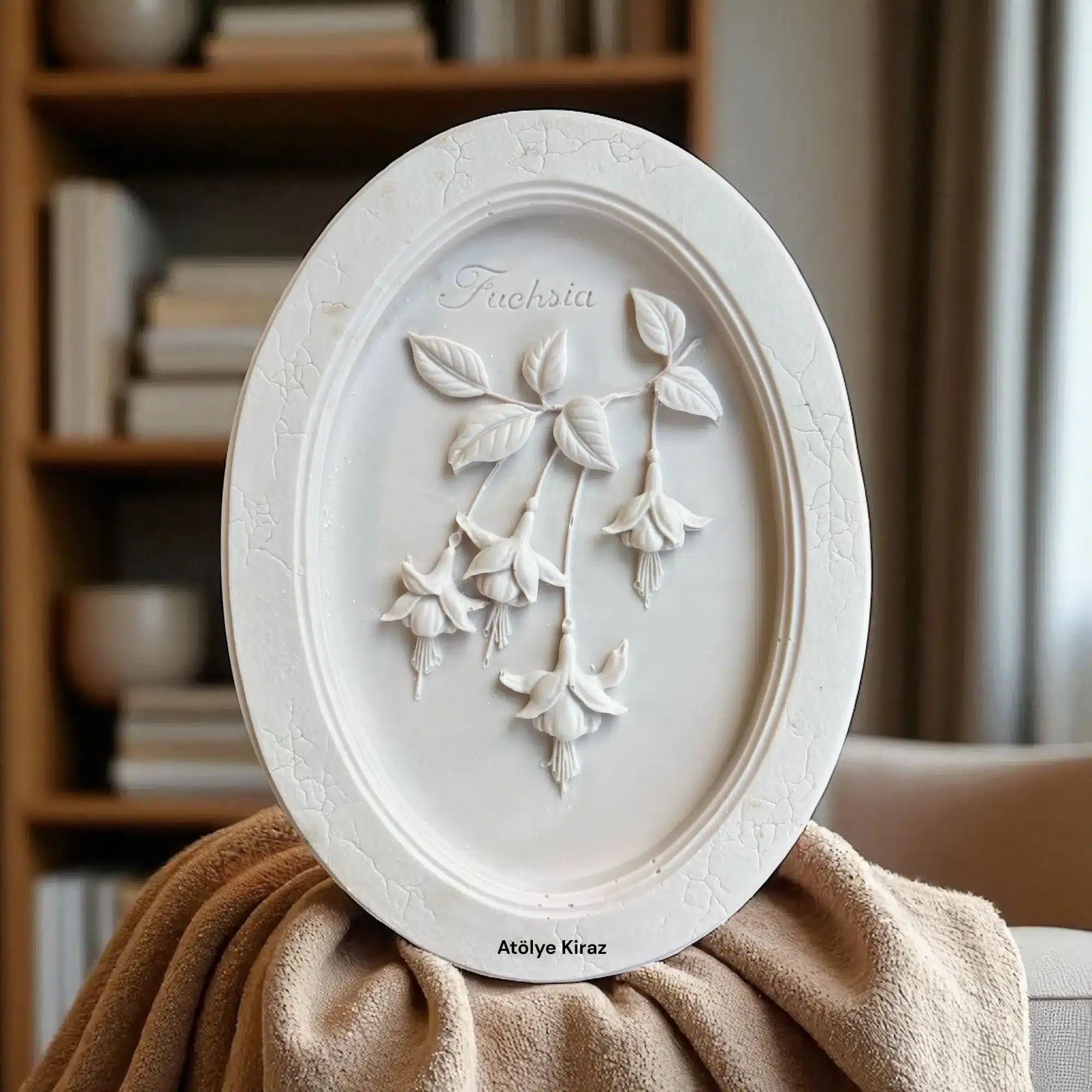 Çiçek Desenli Duvar Panosu | Ham Polyester Duvar Süsü | Fuşya | Siklamen 1 Çiçek Desenli Duvar Panosu | Ham Polyester Duvar Süsü | Arka Yüz