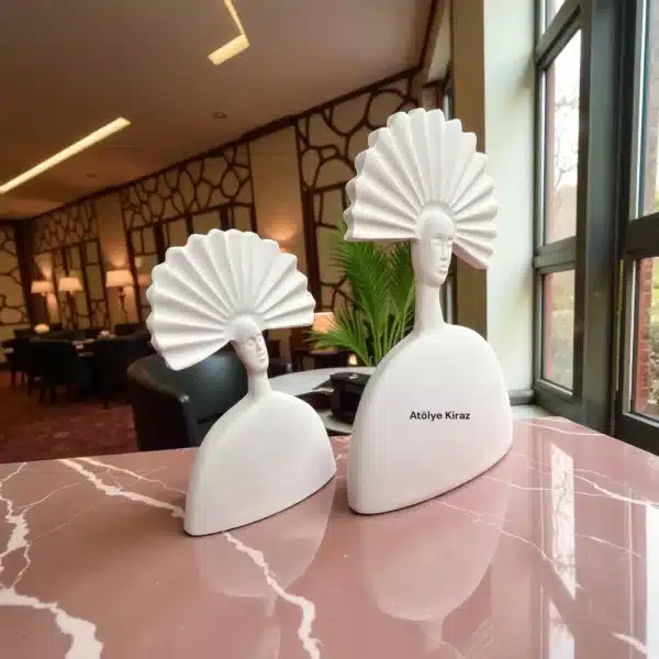 Ham Polyester Yelpaze Saçlı Kadın Heykeli : Modern Sanat Temalı Büst Seti