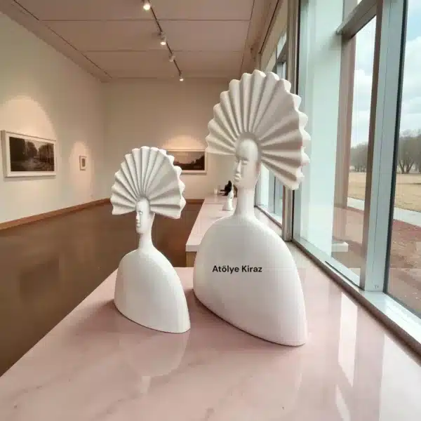 Ham Polyester Yelpaze Saçlı Kadın Heykeli : Modern Sanat Temalı Büst Seti