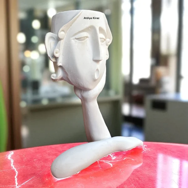 Ham Polyester Kübist Saksı : Modern Sanat Temalı Dekoratif Figür