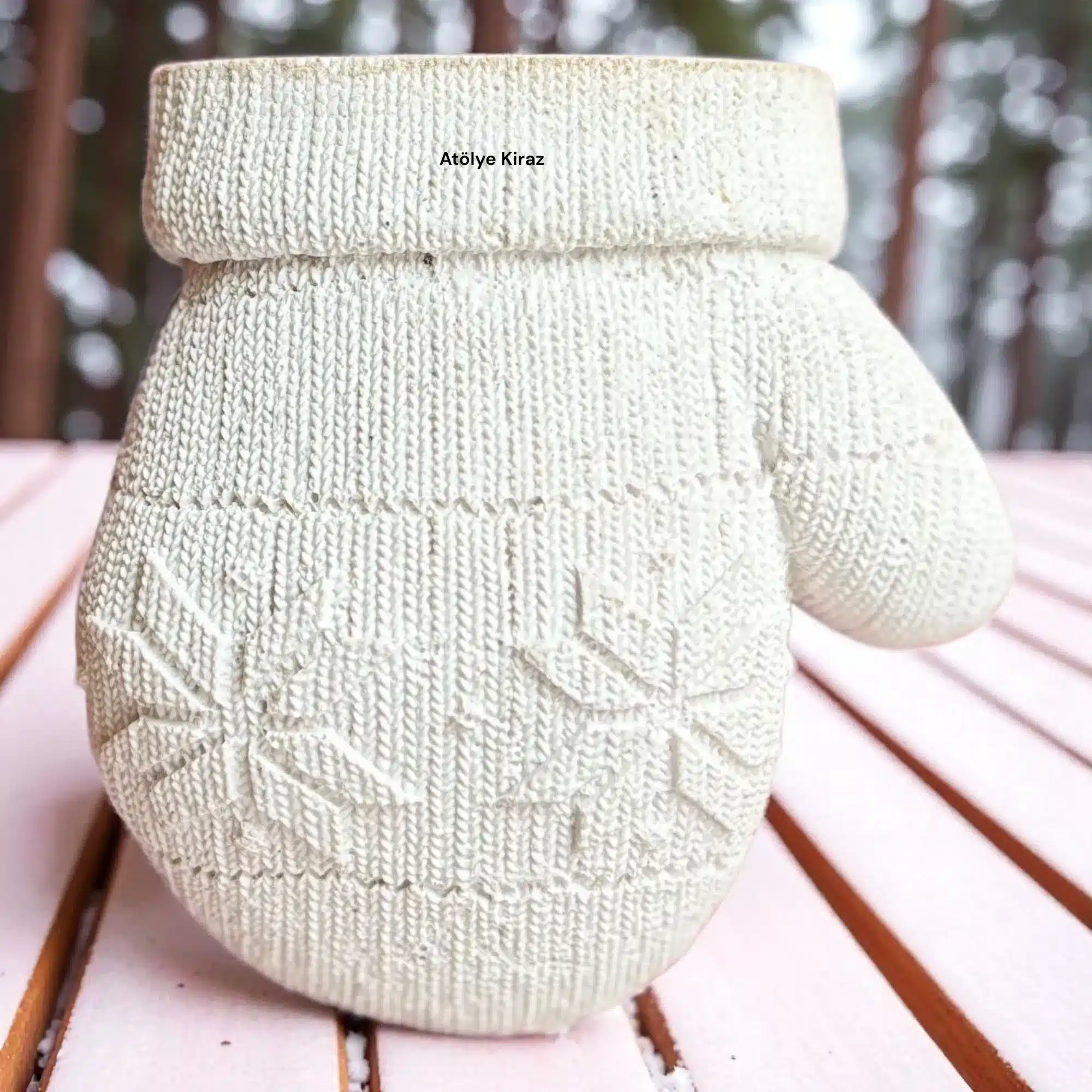 Ham Polyester Örgü Eldiven Figürü : Boyanabilir Kış Dekoratif Objesi - (4x9x9,5 cm) 4 Ham Polyester Örgü Eldiven Figürü : Boyanabilir Kış Dekoratif Objesi