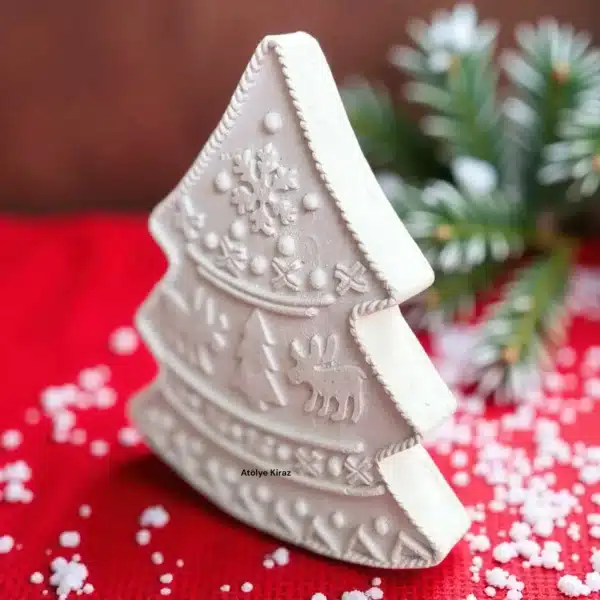 Ham Polyester Noel Ağacı Figürü : Desenli Yılbaşı Dekoru