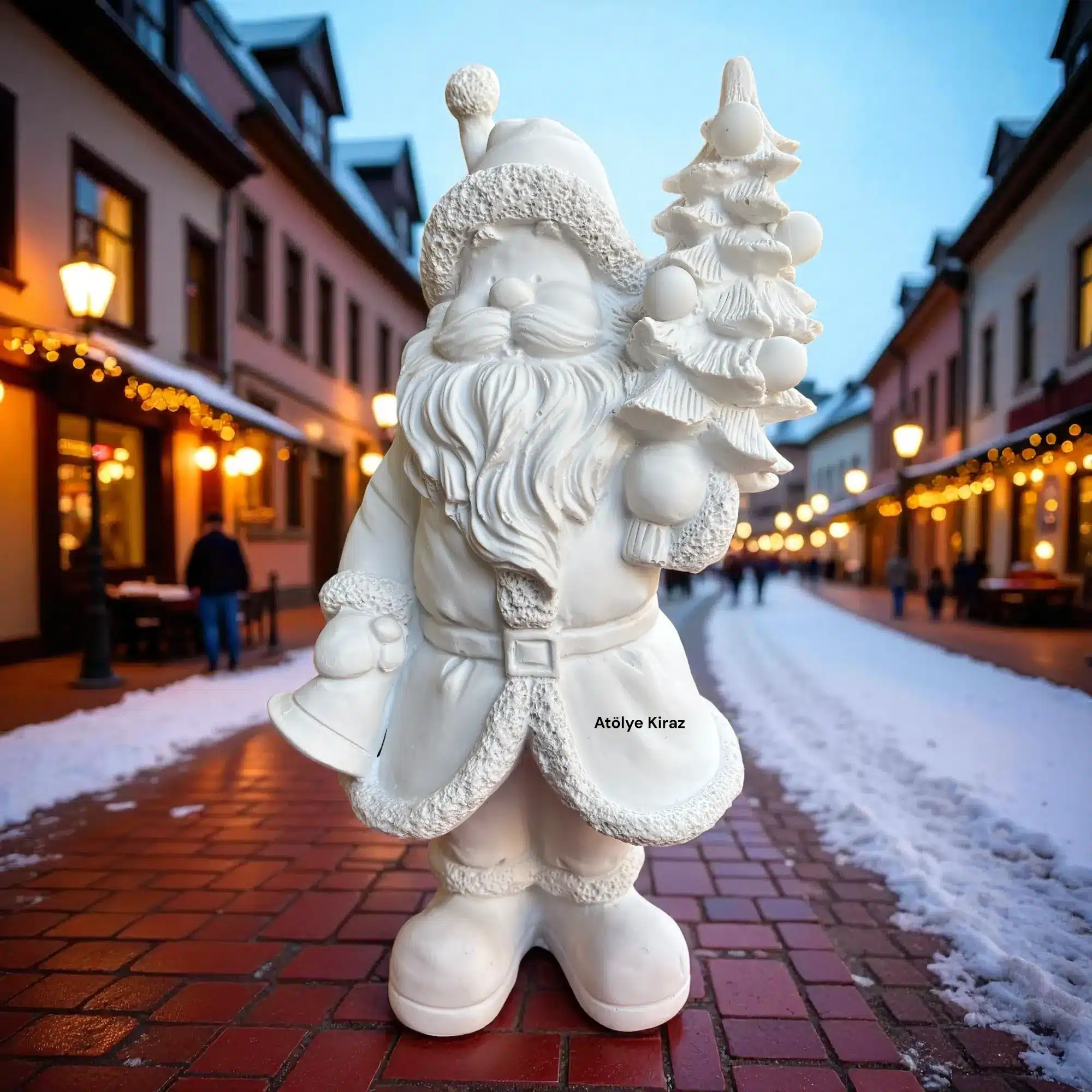 Ham Polyester Yılbaşı Ağacı Tutan Noel Baba Heykeli : Yılbaşı Hediyesi ve Dekoru - (13x14x32 cm) 1 Ham Polyester Yılbaşı Ağacı Tutan Noel Baba Heykeli : Yılbaşı Hediyesi ve Dekoru