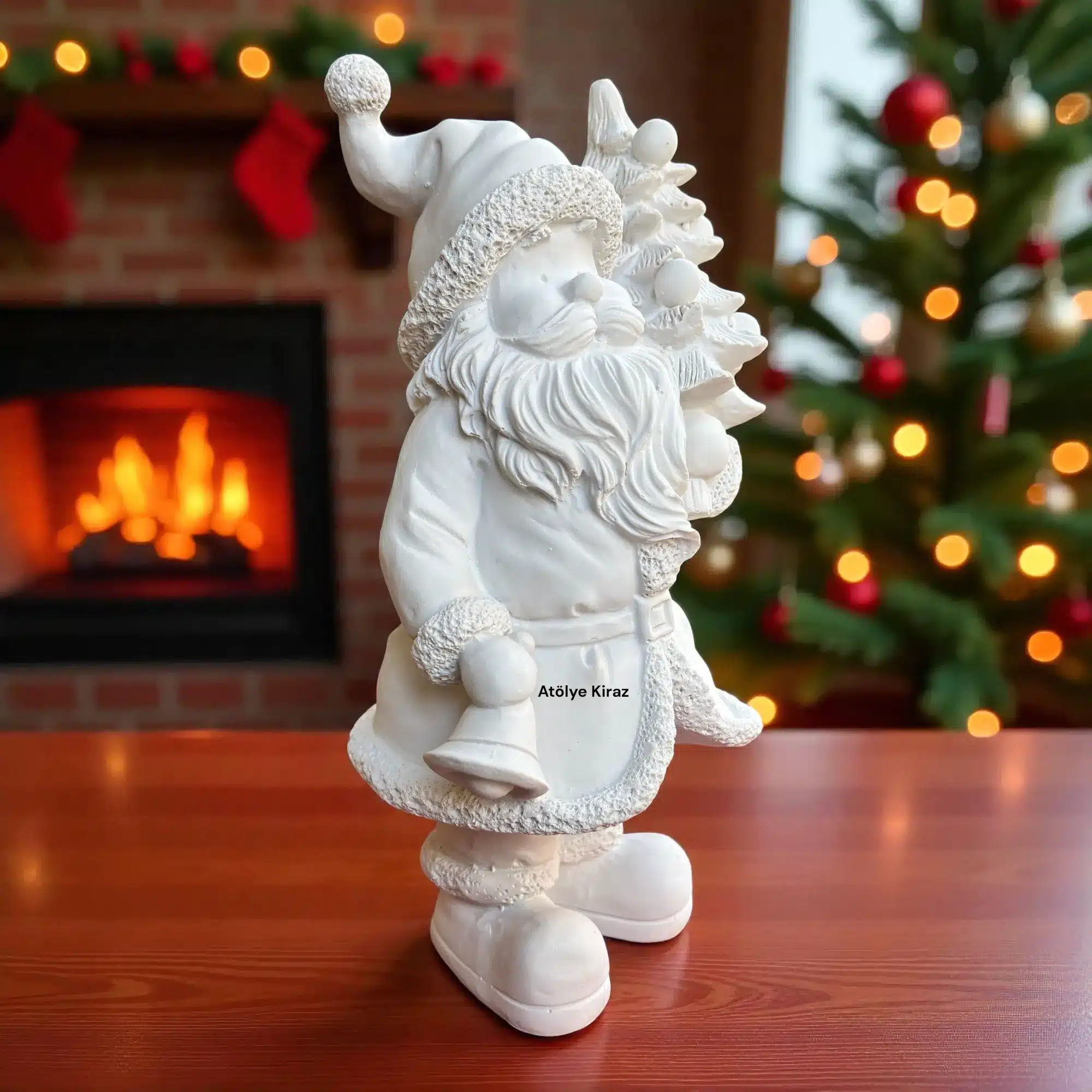 Ham Polyester Yılbaşı Ağacı Tutan Noel Baba Heykeli : Yılbaşı Hediyesi ve Dekoru - (13x14x32 cm) 3 Ham Polyester Yılbaşı Ağacı Tutan Noel Baba Heykeli : Yılbaşı Hediyesi ve Dekoru