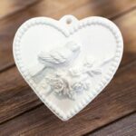 Güllü Kuşlu Figürlü Pano: Dekoratif Duvar Objesi